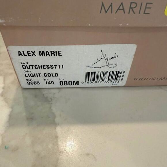 Alex Marie Flat Heel T-Strap Gold Sandals w/Gold Flower Women's Size 8M Dutchess - Picture 10 of 10